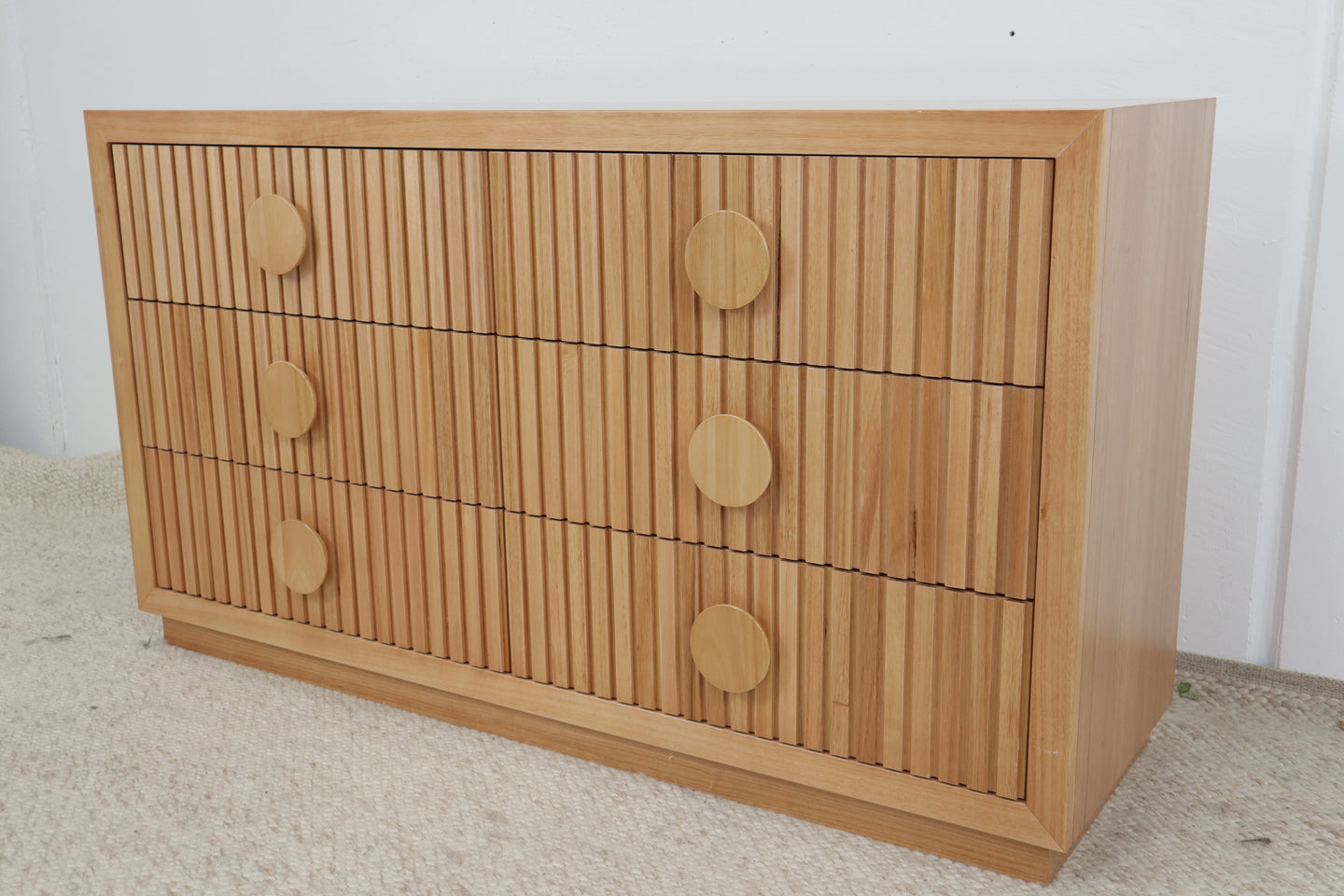 OTIS MESSMATE DRESSER
