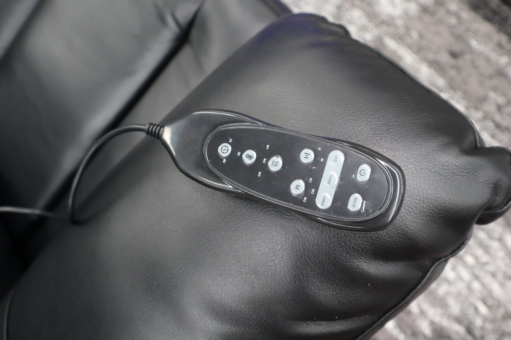 ALISA BLACK CORNER LOUNGE