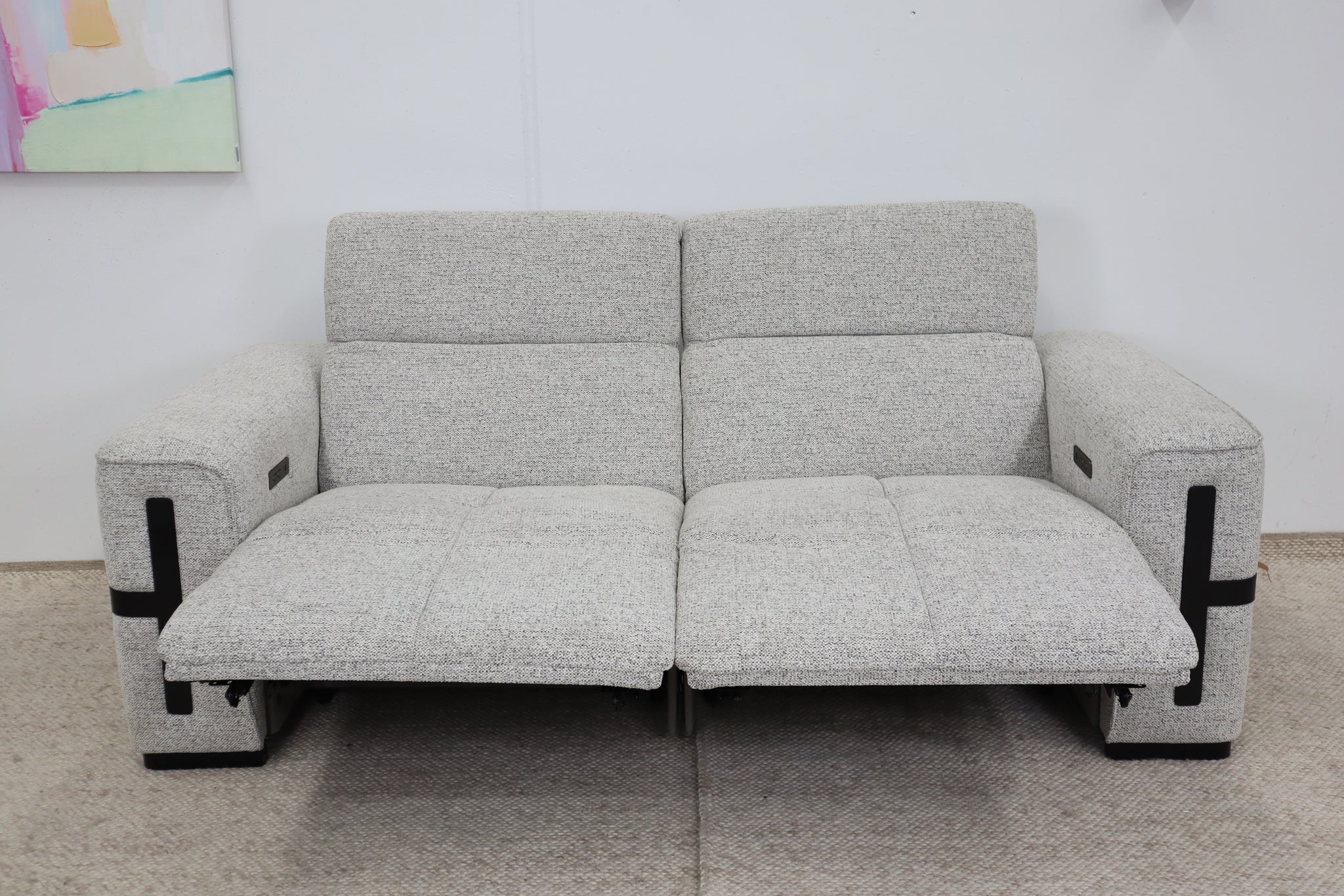 DELTA LIGHT GREY FABRIC 2.5 SEATER