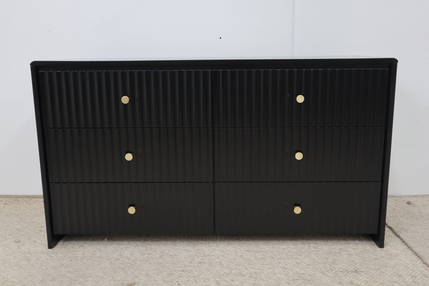 PIA BLACK DRESSER