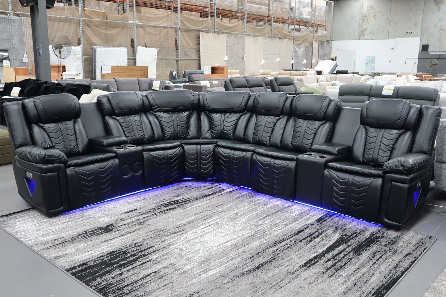 ALISA BLACK CORNER LOUNGE