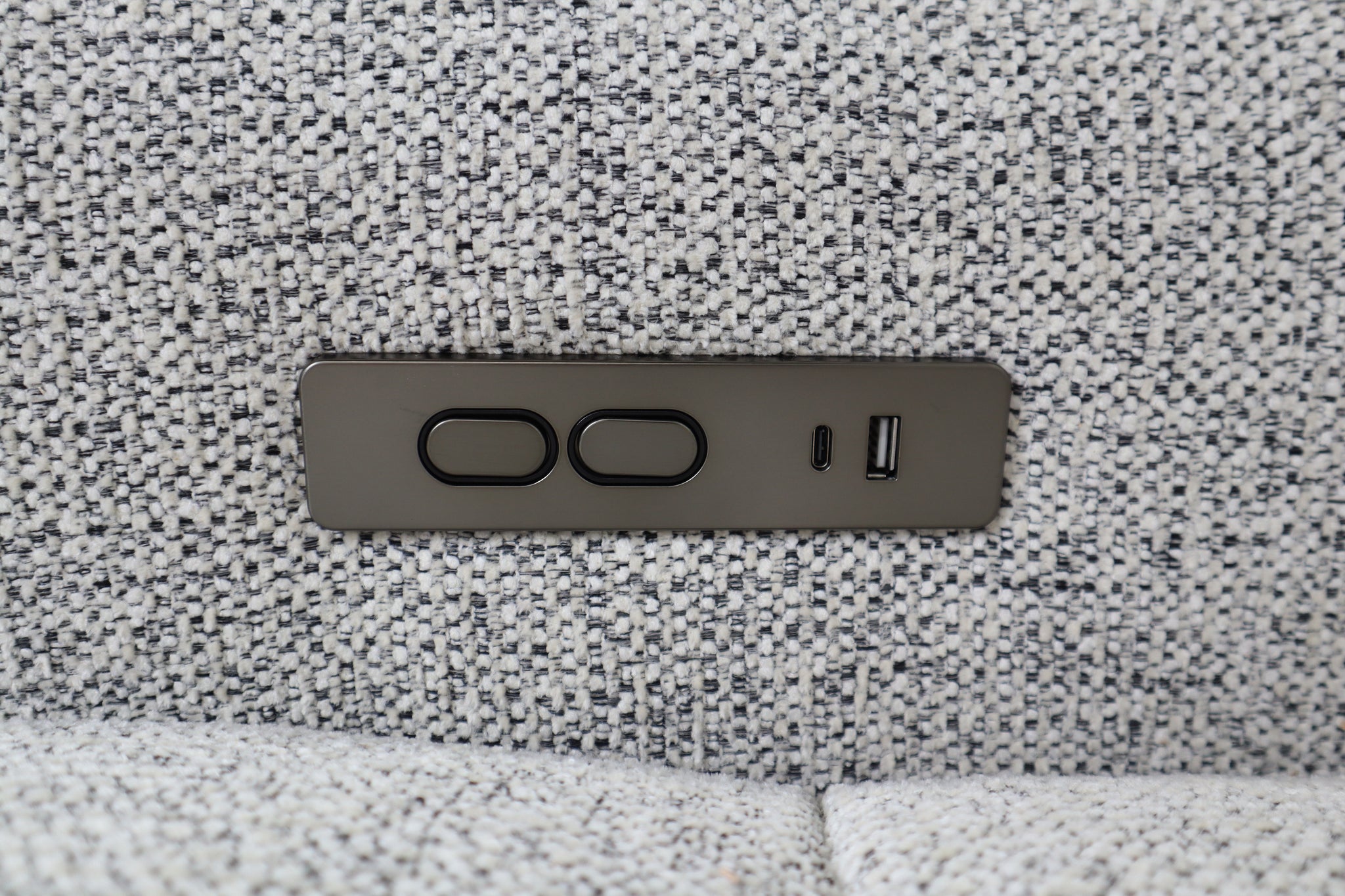 DELTA LIGHT GREY RECLINER