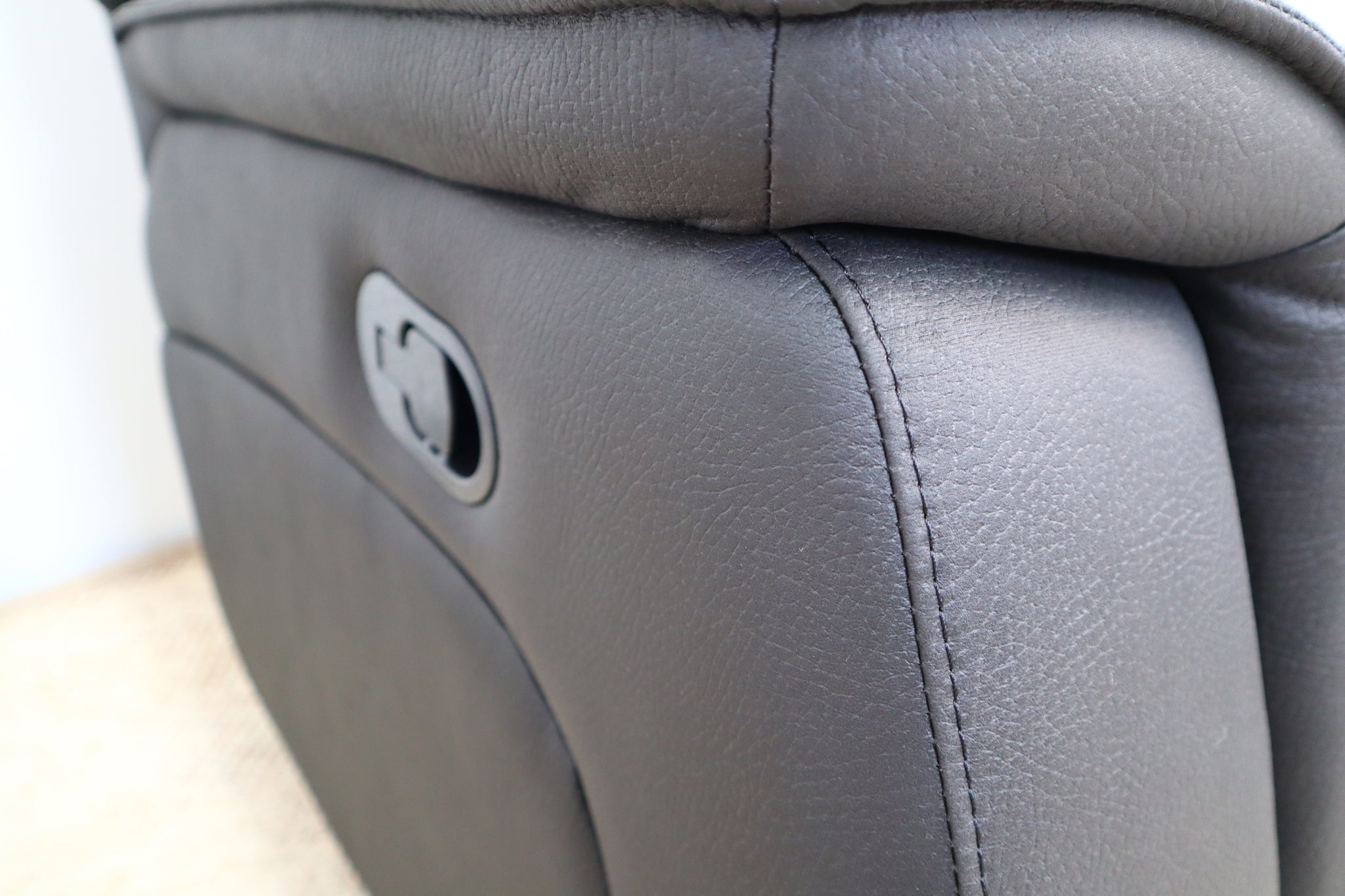 EMMA BLACK 2 SEATER
