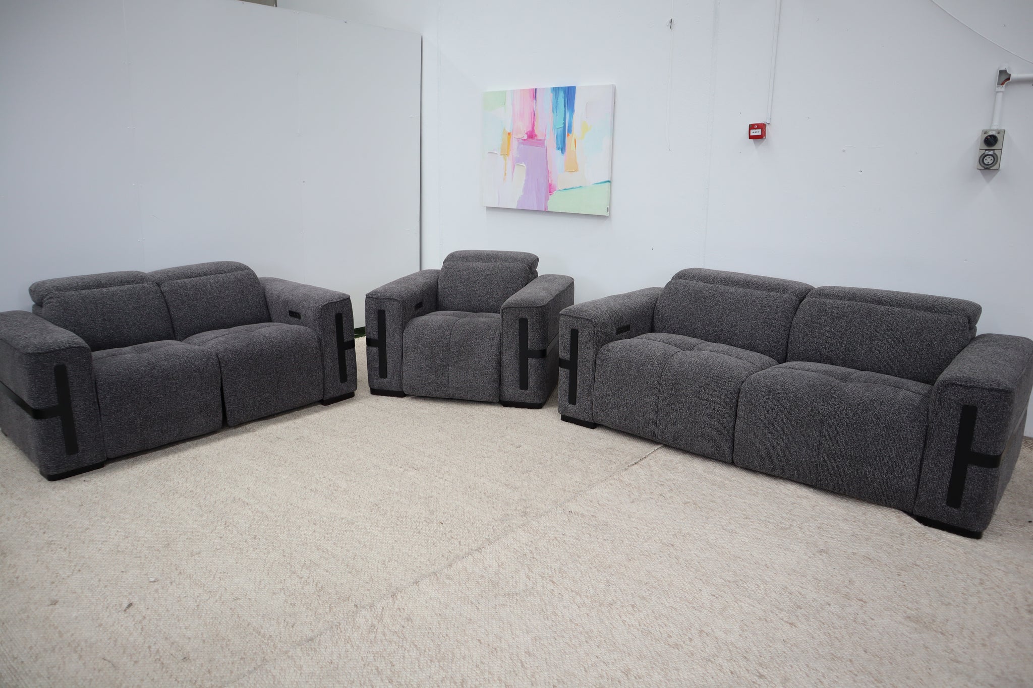 DELTA CHARCOAL FABRIC 2.5 SEATER