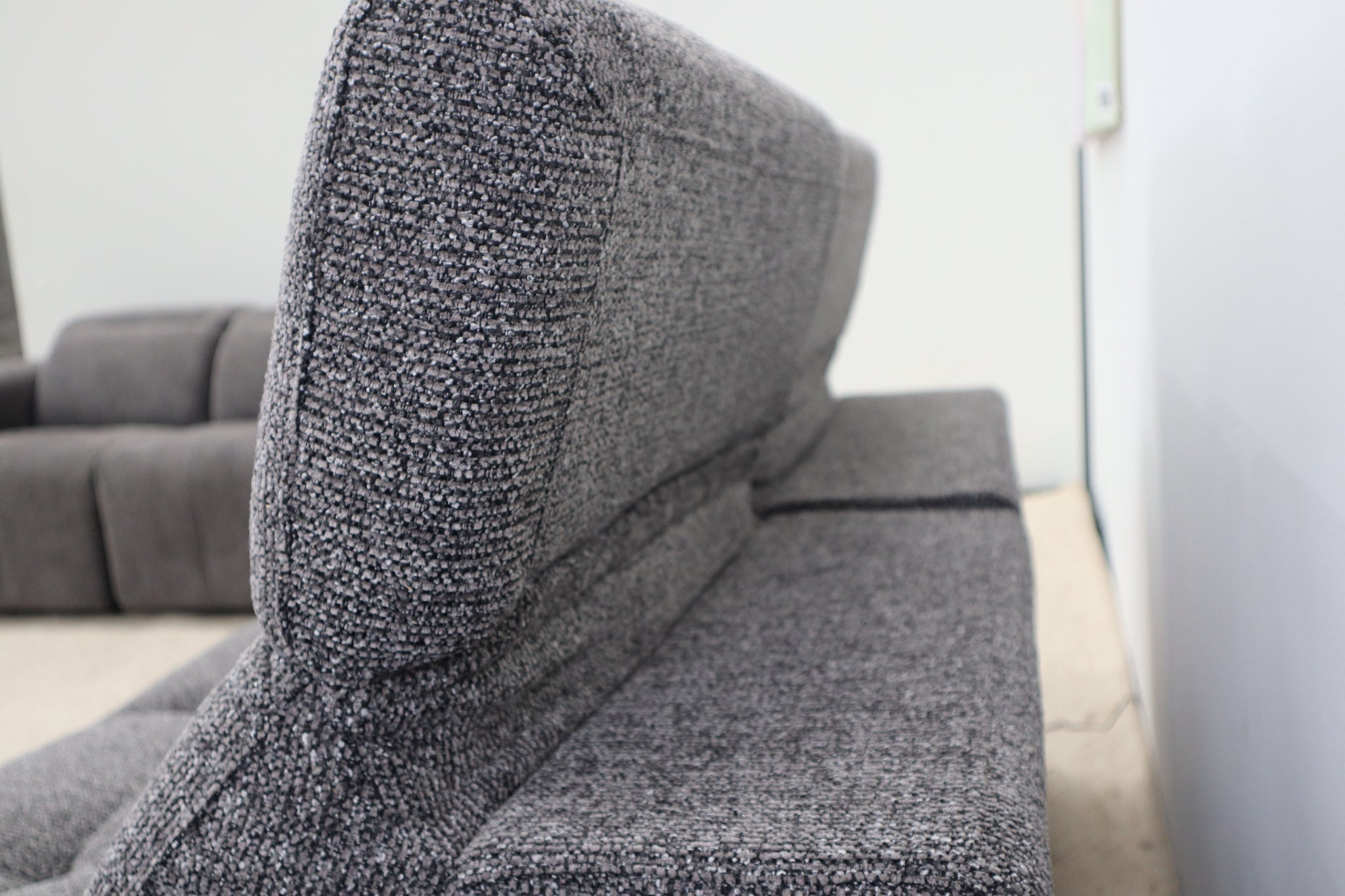 DELTA CHARCOAL FABRIC 2.5 SEATER