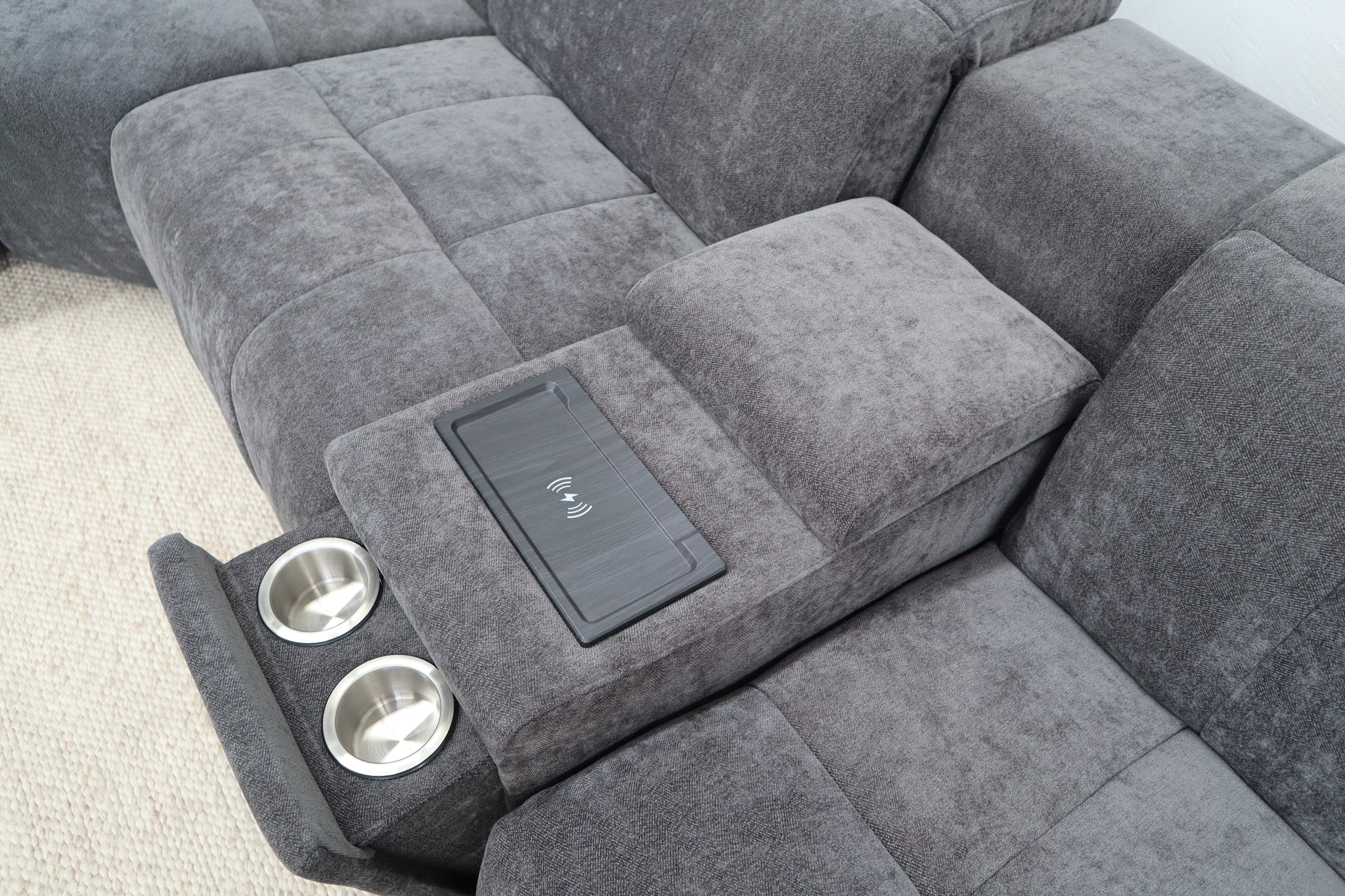 NOAH CHARCOAL CORNER LOUNGE