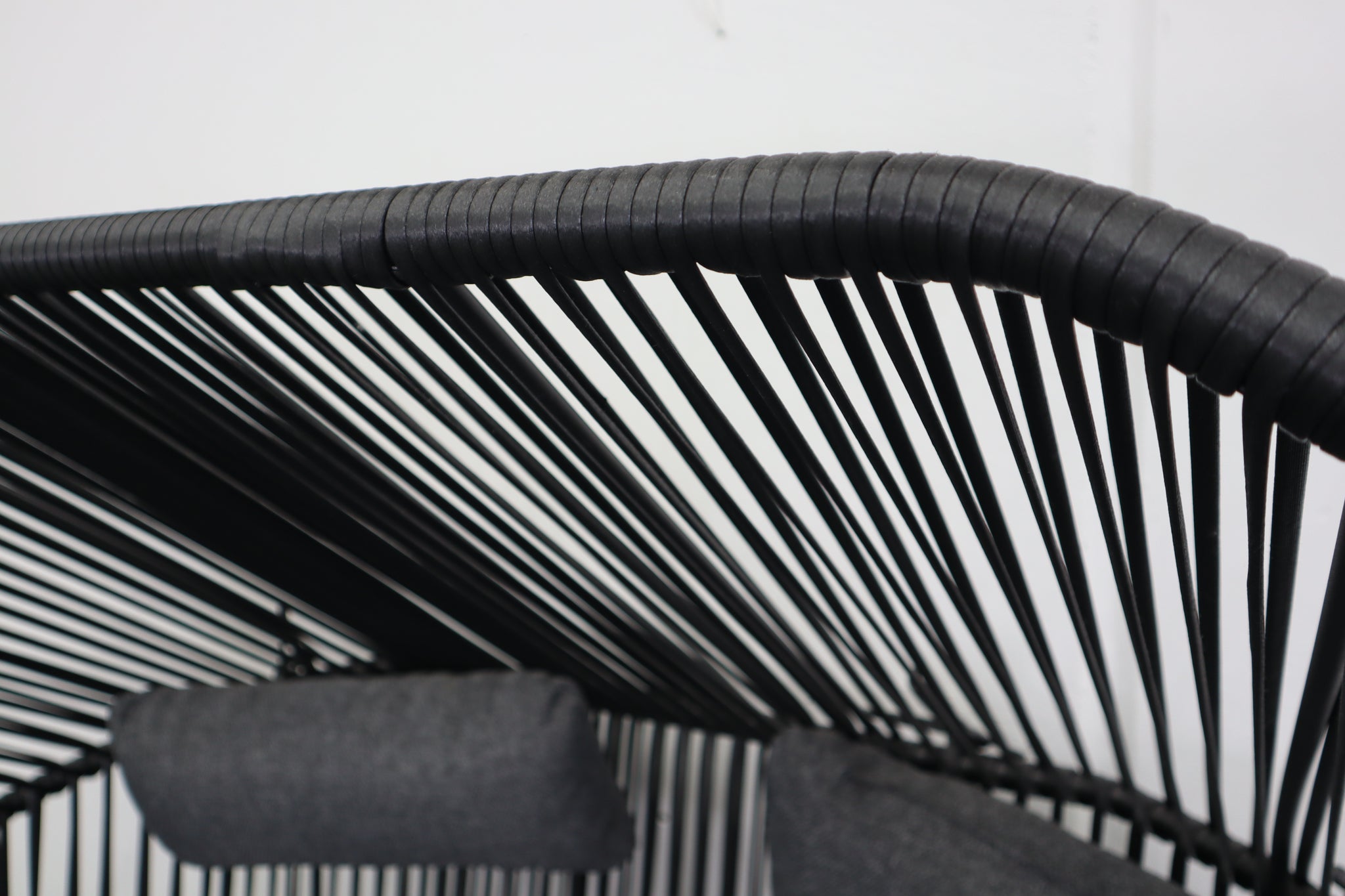 HELSINKI DOUBLE EGG CHAIR