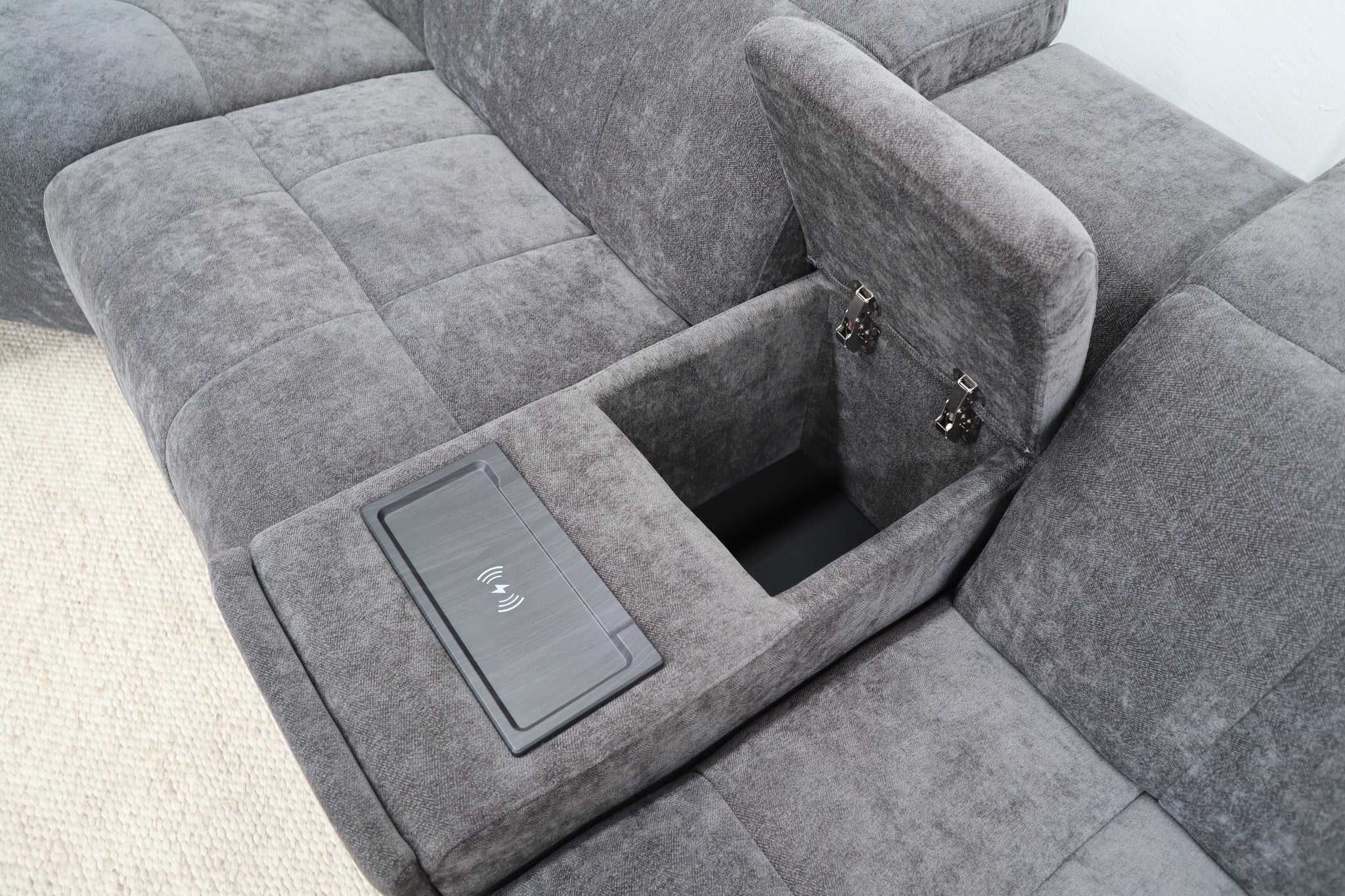 NOAH CHARCOAL CORNER LOUNGE