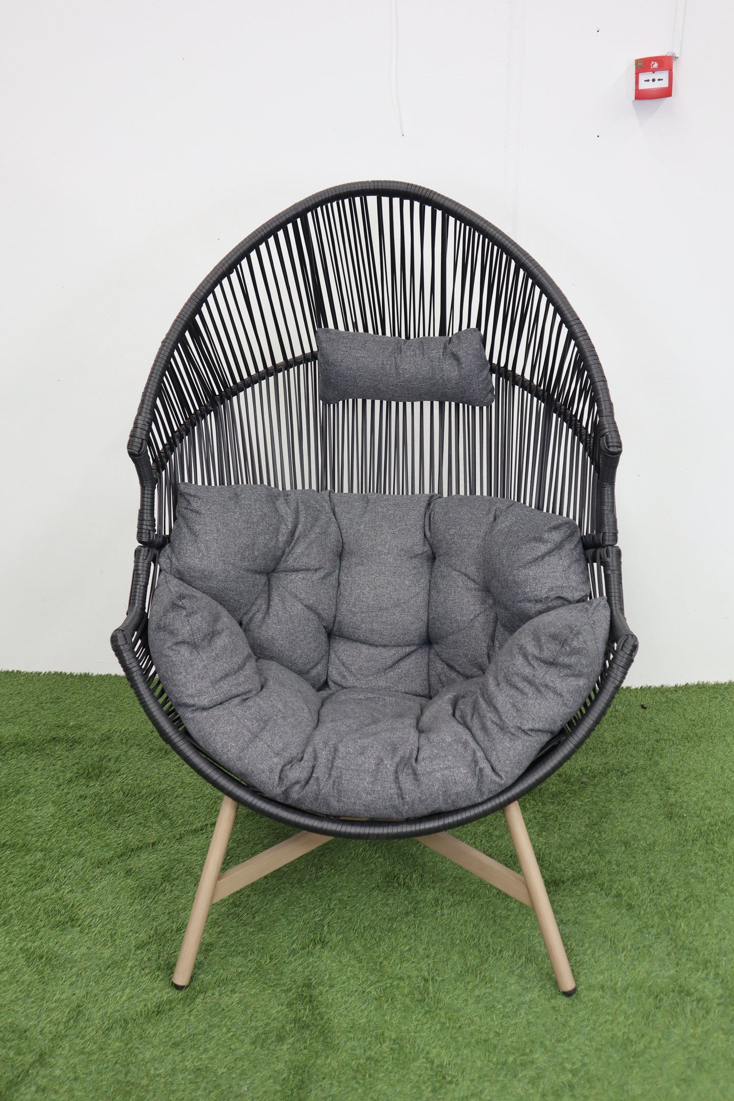 HELSINKI SINGLE EGG CHAIR