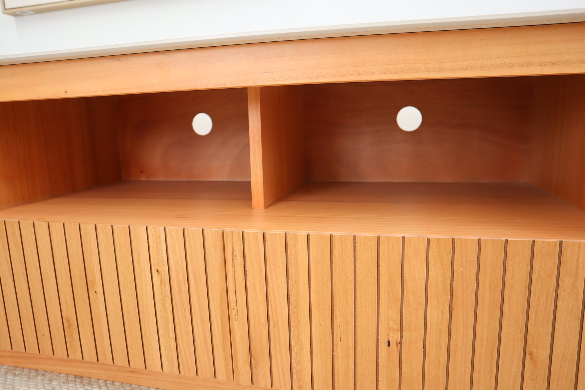 TAO MARBLE LOOK ENTERTAINMENT UNIT