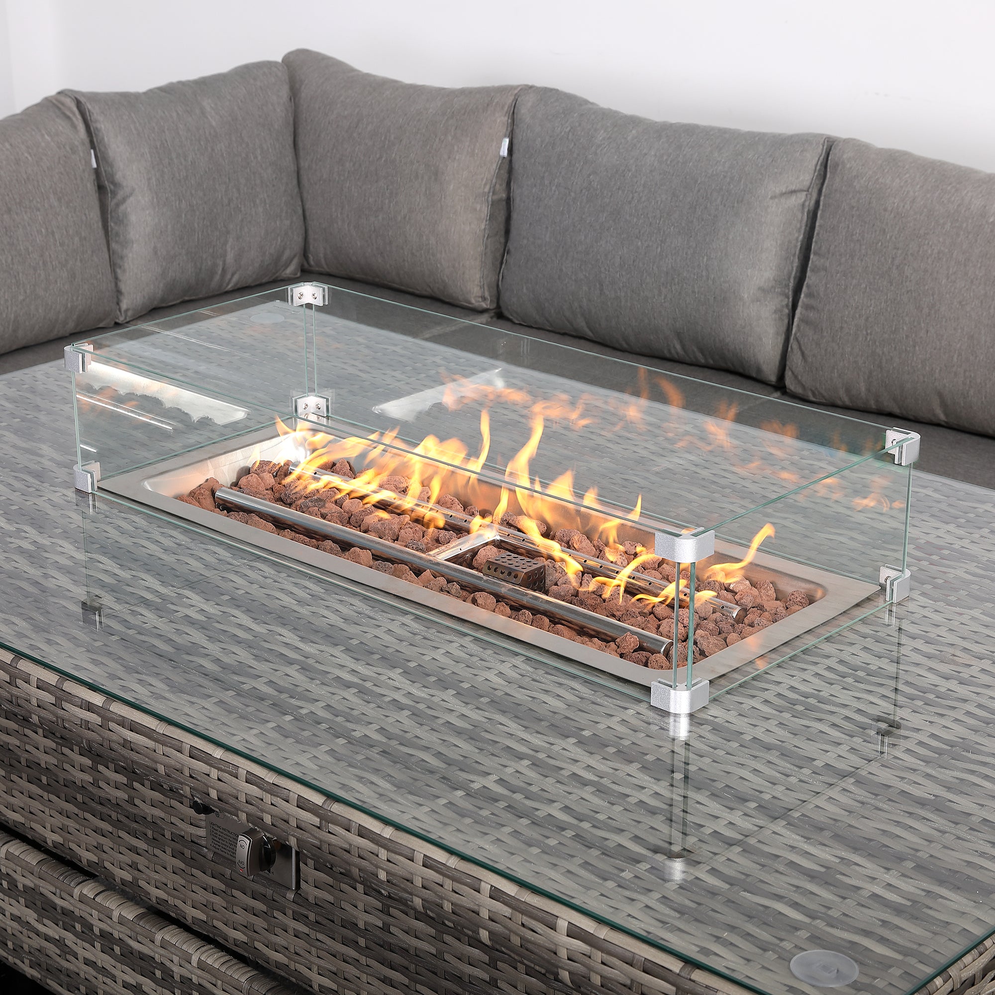 CAMBRIDGE OUTDOOR LOUNGE WITH FIREPIT TABLE