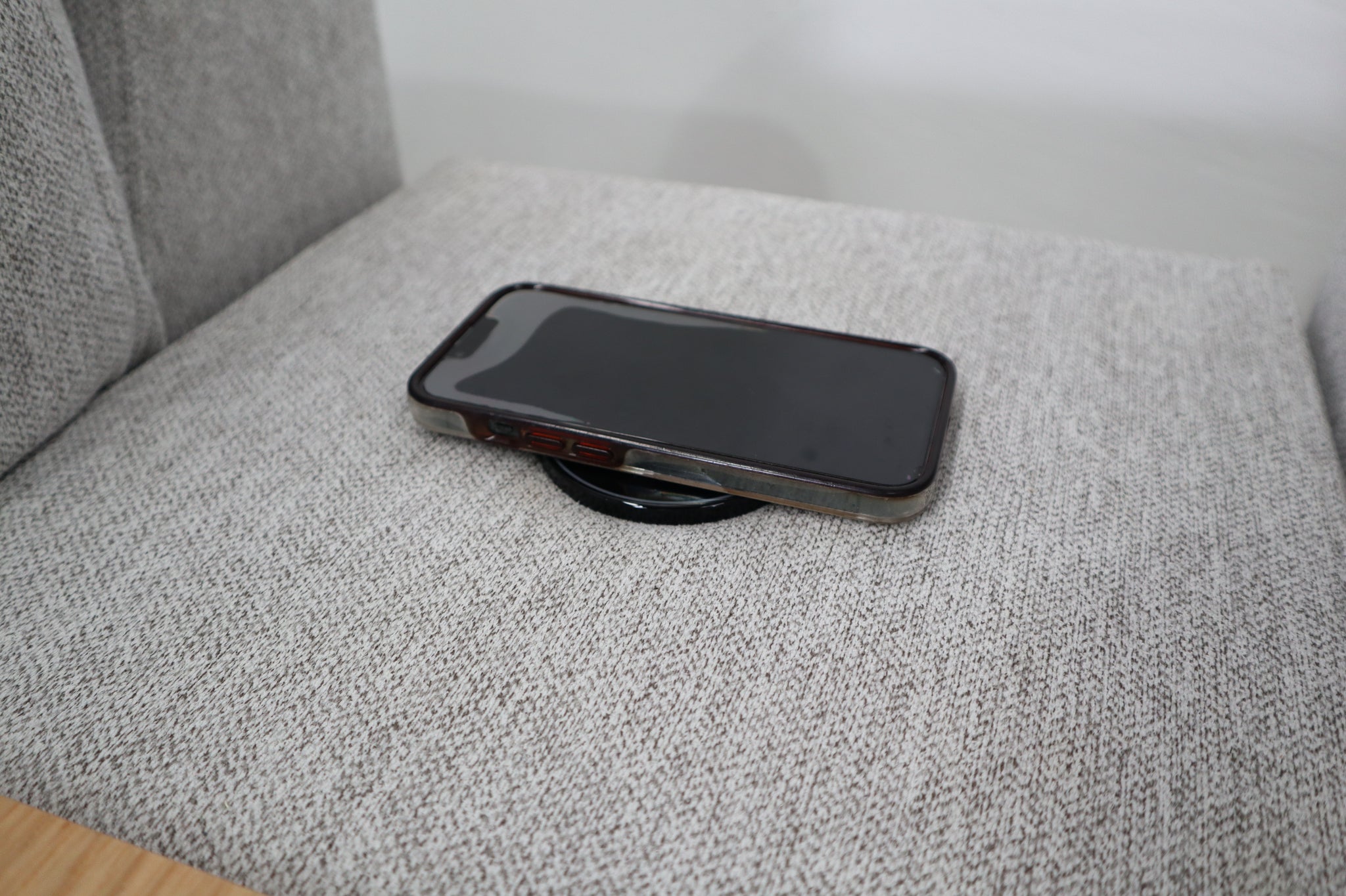 AMALFI LIGHT GREY CORNER LOUNGE SUITE WITH REVERSIBLE CHAISE