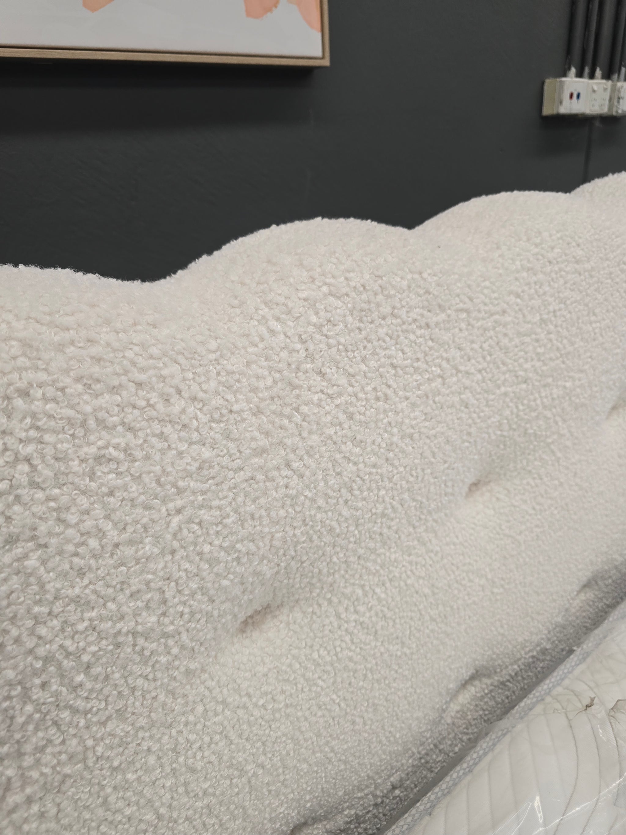 AVA IVORY KING BED WITH GAS LIFT