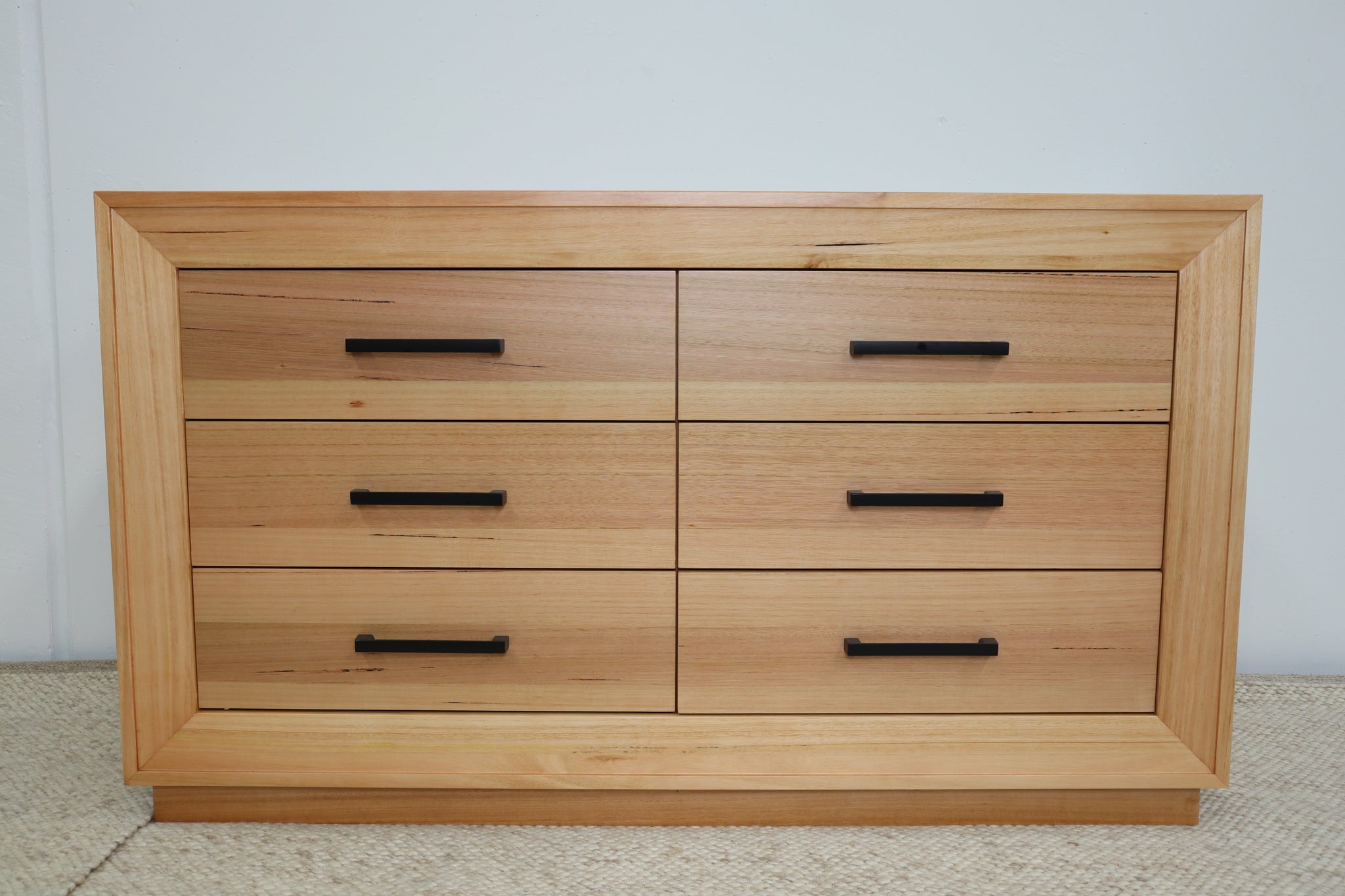 SLOAN DRESSER