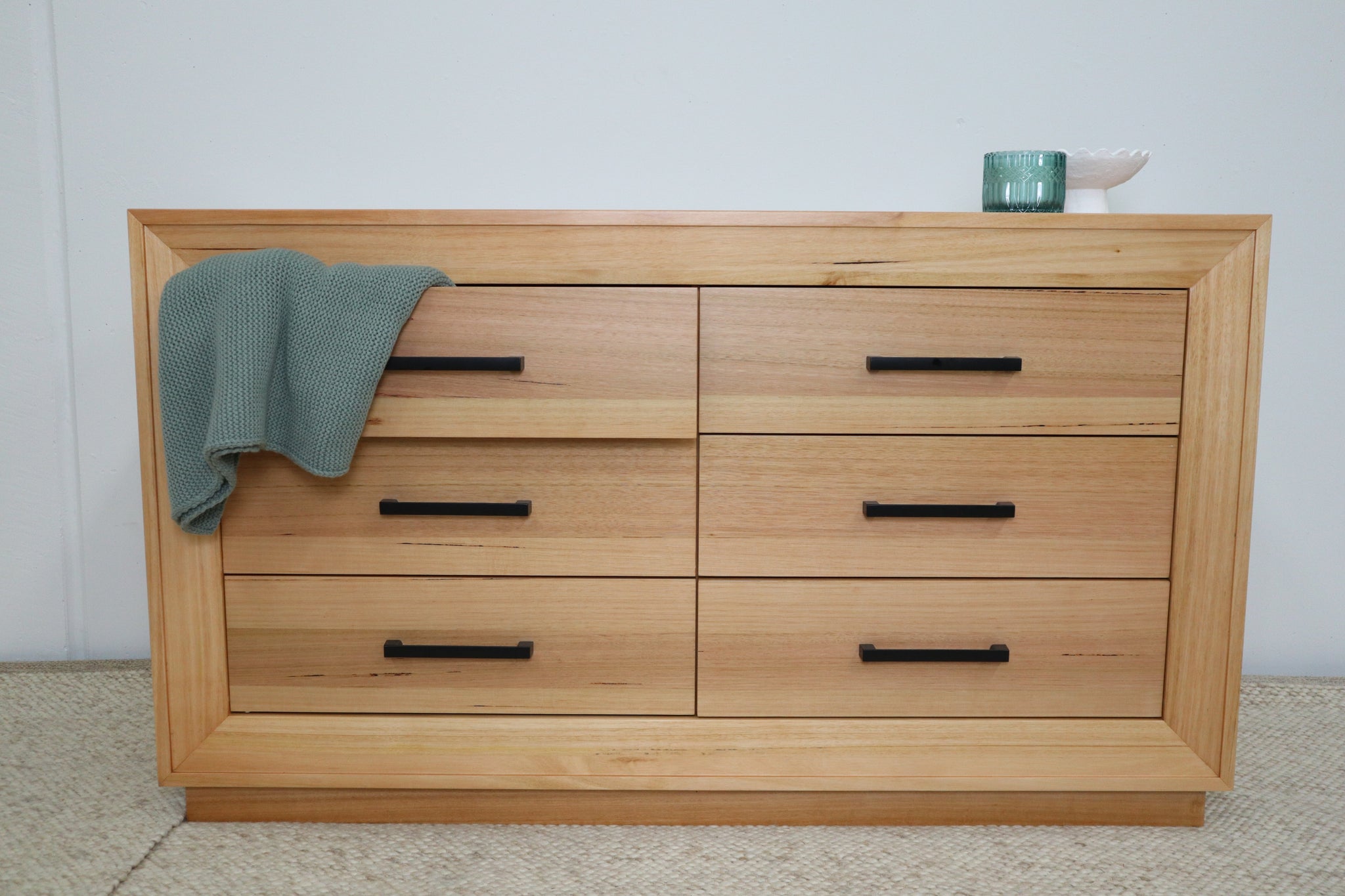 SLOAN DRESSER